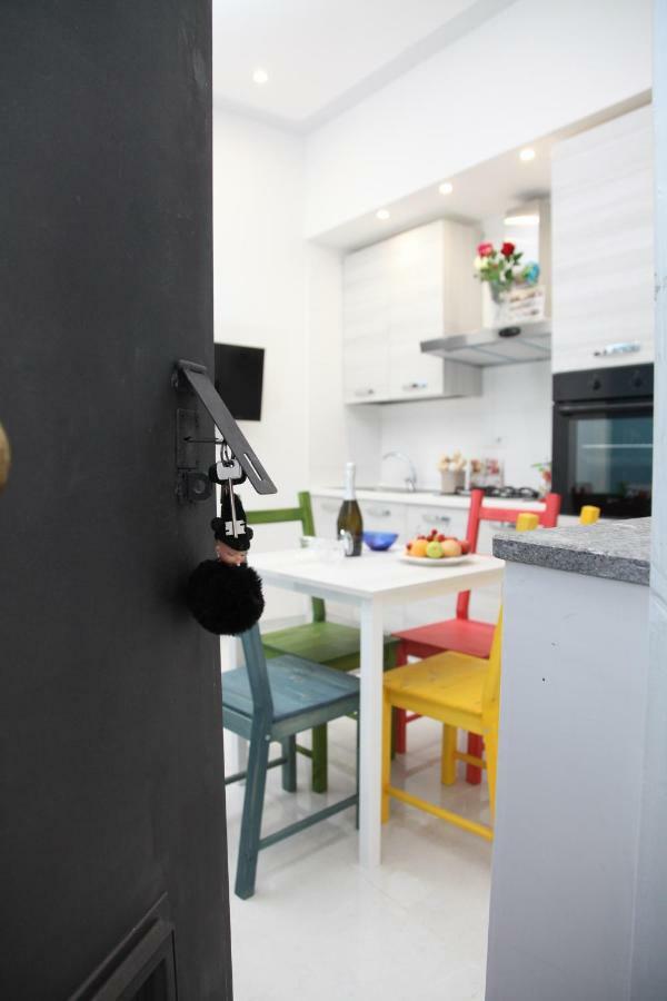 Casa Adamo Apartment Napoli Bagian luar foto