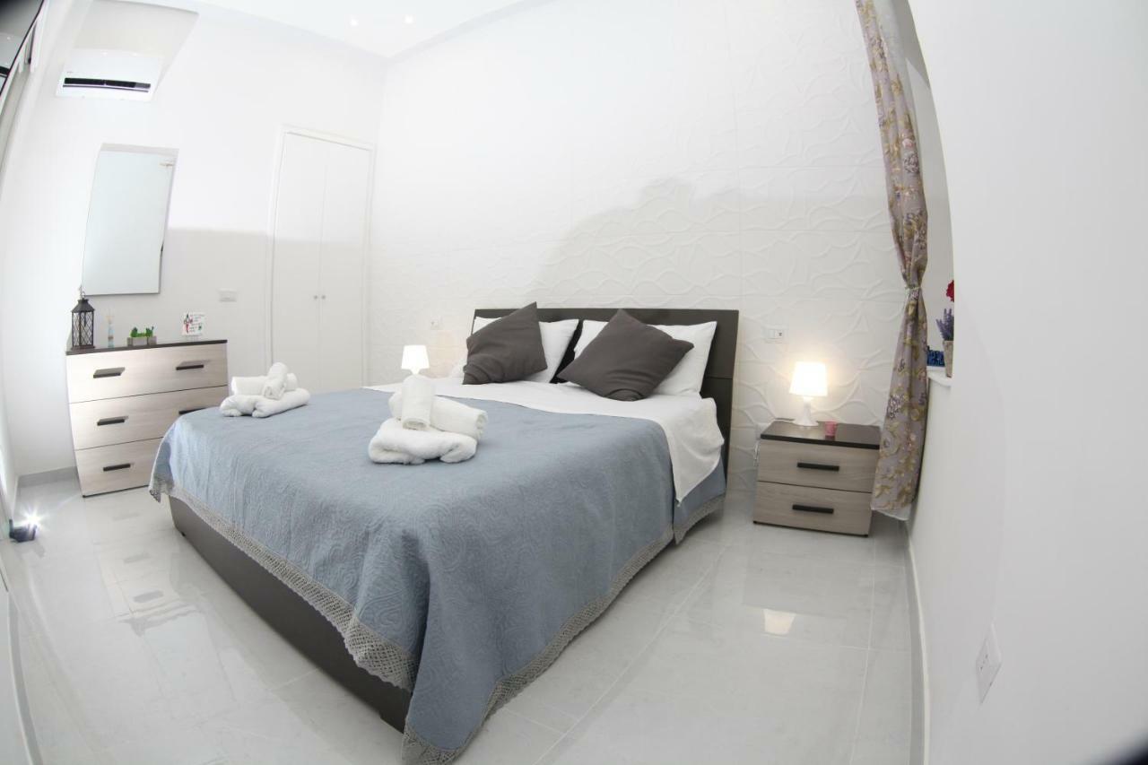 Casa Adamo Apartment Napoli Bagian luar foto