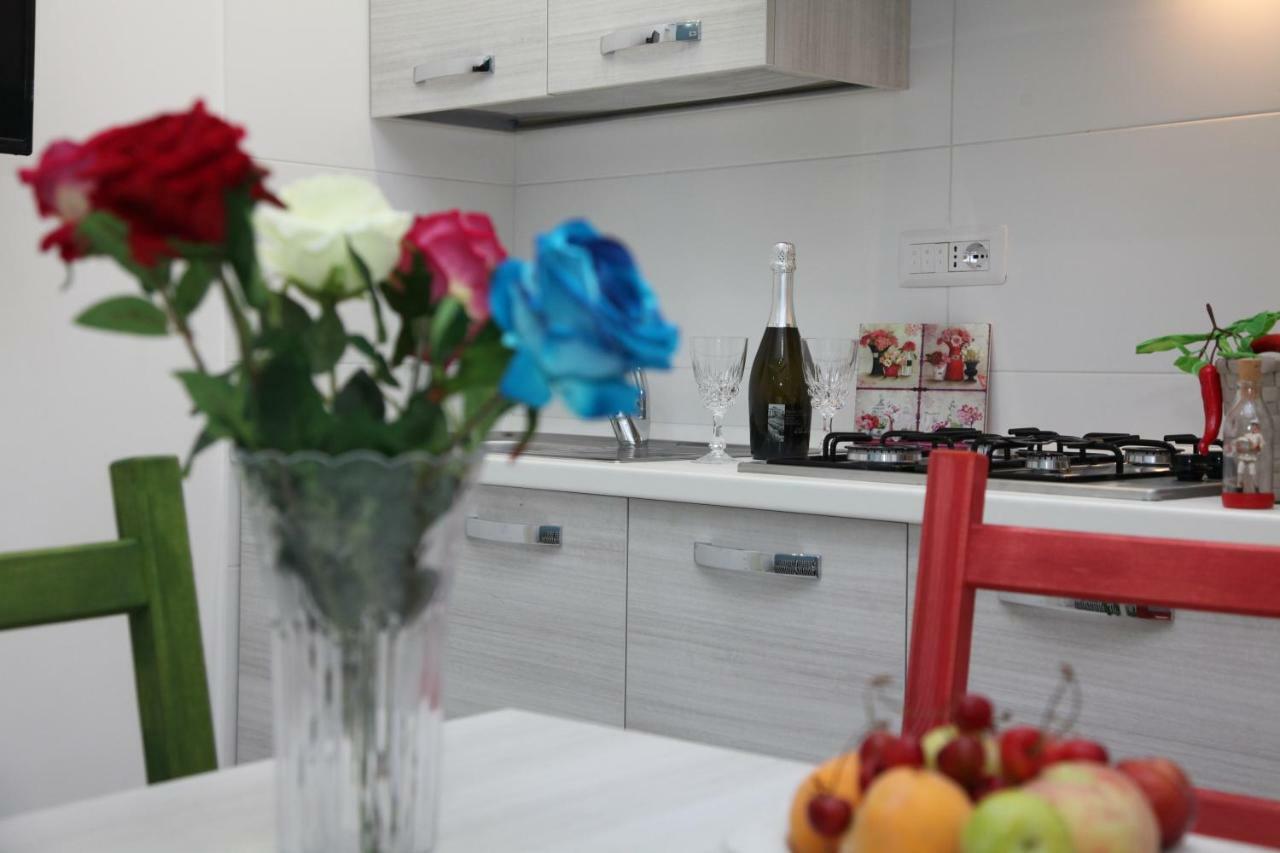 Casa Adamo Apartment Napoli Bagian luar foto