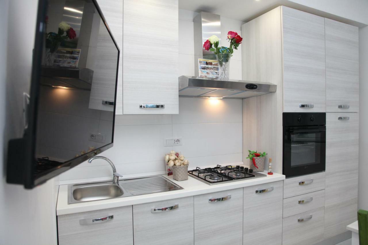 Casa Adamo Apartment Napoli Bagian luar foto