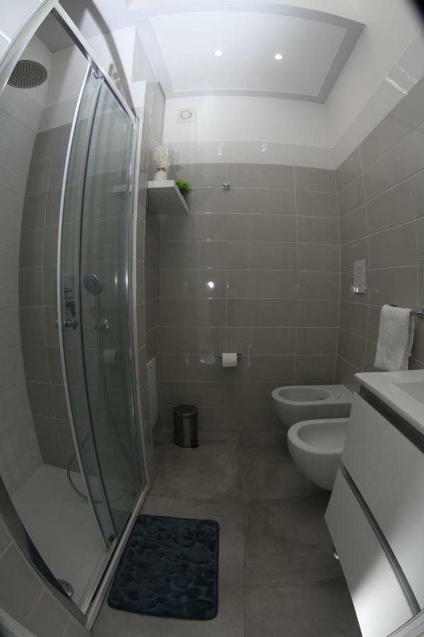 Casa Adamo Apartment Napoli Bagian luar foto