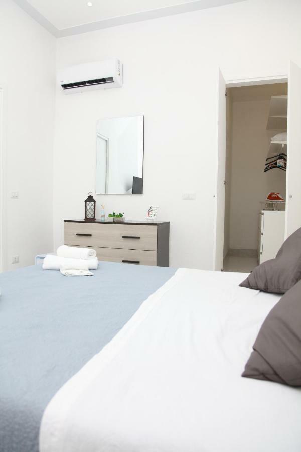 Casa Adamo Apartment Napoli Bagian luar foto